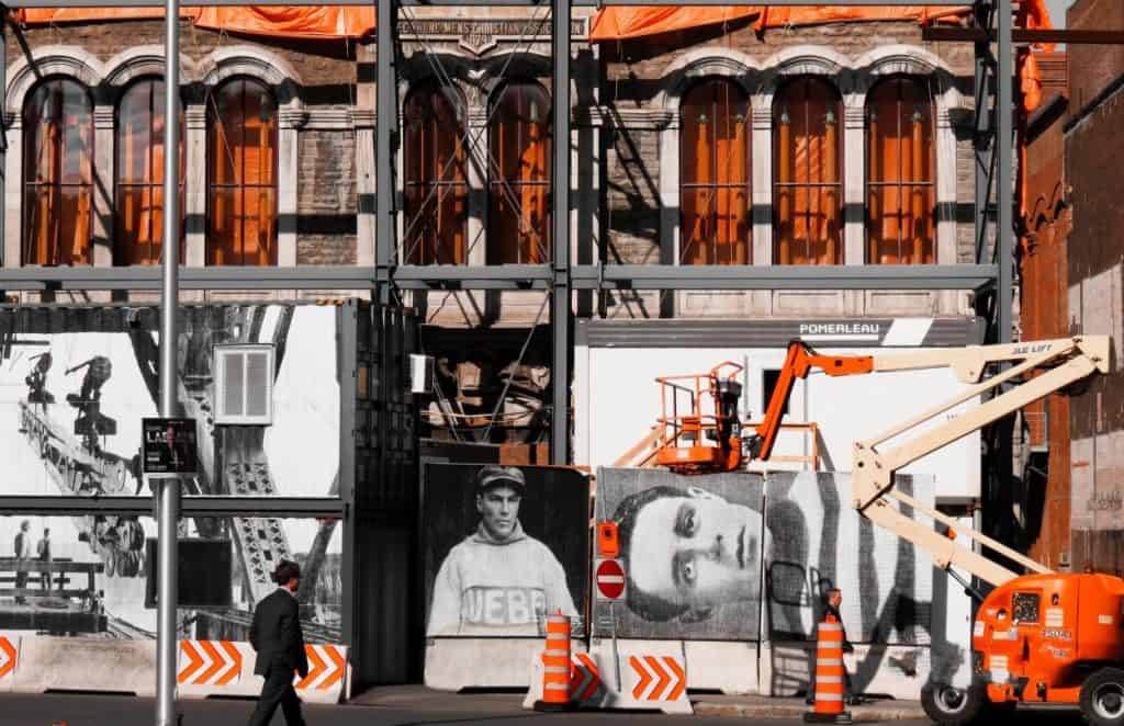 Réfection d'une façade dans le Vieux-Québec, Québec (photo: Florence Landry / unsplash.com).